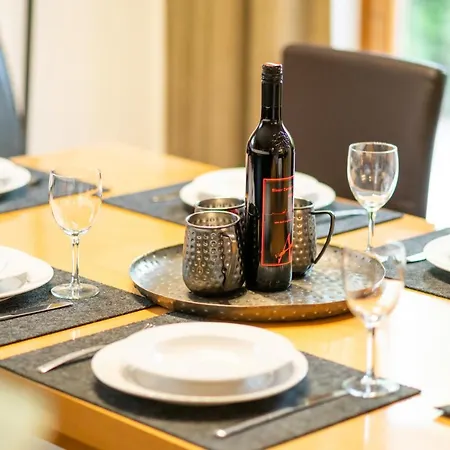 阿兹特公寓酒店