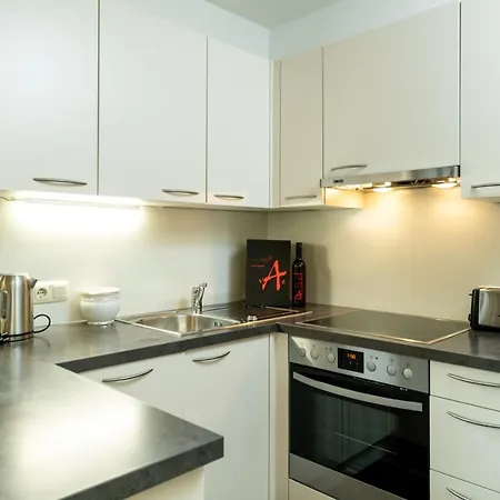 阿兹特公寓酒店 滨湖采尔